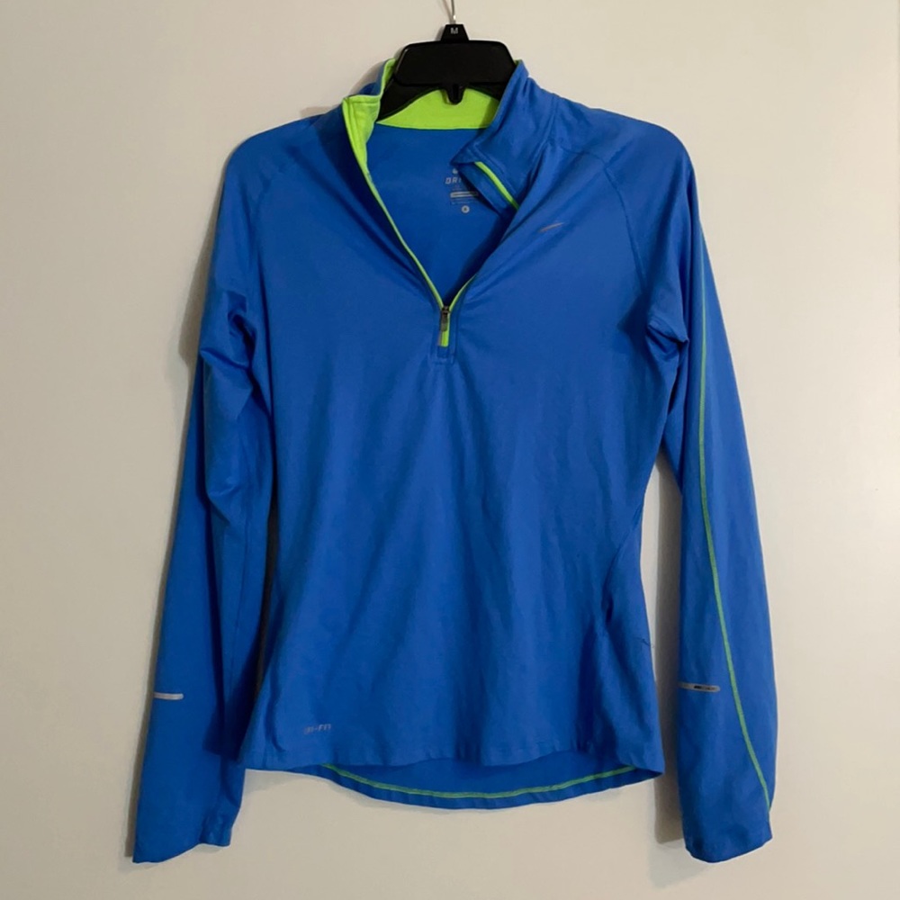Blue Nike drifit pullover